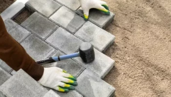 wie kann man pflastersteine betonieren